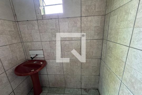 Banheiro de apartamento para alugar com 2 quartos, 70m² em Scharlau, São Leopoldo