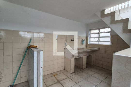 Área de serviço de casa para alugar com 2 quartos, 52m² em Jardim do Estádio, Santo André