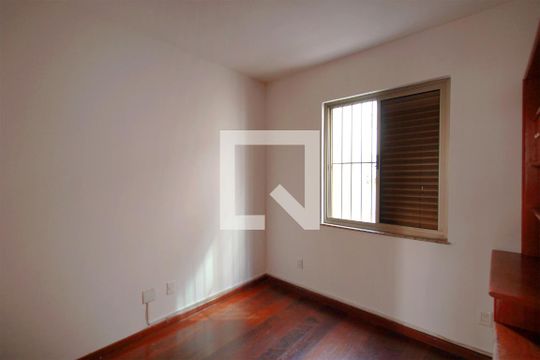 Quarto 2 de apartamento para alugar com 3 quartos, 115m² em Funcionários, Belo Horizonte