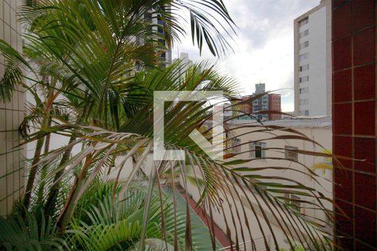 Vista do Quarto 1 de apartamento para alugar com 3 quartos, 115m² em Funcionários, Belo Horizonte