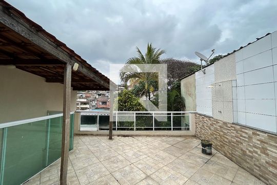 Terraço de casa para alugar com 2 quartos, 100m² em Vila Valqueire, Rio de Janeiro