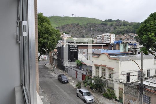 Sala vista  de apartamento à venda com 2 quartos, 81m² em Sampaio, Rio de Janeiro