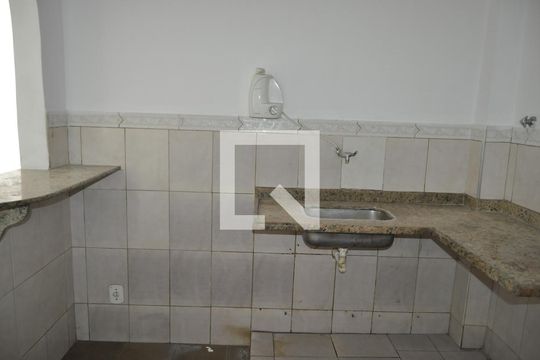 Cozinha de apartamento à venda com 2 quartos, 81m² em Sampaio, Rio de Janeiro