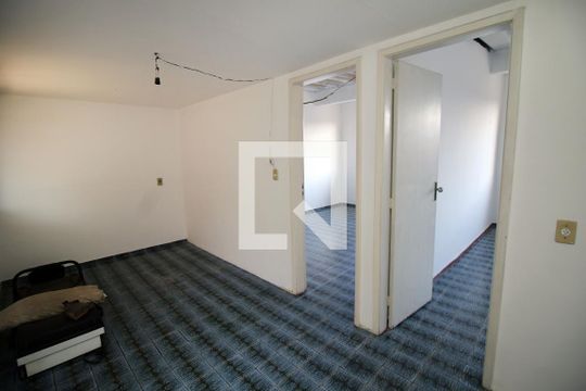 Sala 2º piso de casa para alugar com 4 quartos, 480m² em Olaria, Rio de Janeiro