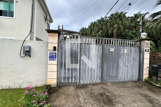 Plaquinha de casa à venda com 3 quartos, 140m² em Vargem Grande, Rio de Janeiro