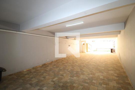 Garagem de casa à venda com 3 quartos, 181m² em Jardim Centenario, São Paulo
