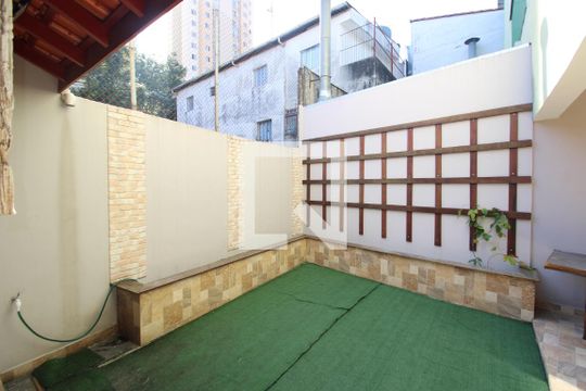 Área Comum de casa à venda com 3 quartos, 181m² em Jardim Centenario, São Paulo