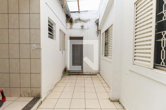 Lavanderia de casa à venda com 3 quartos, 162m² em Conjunto Residencial José Bonifácio, São Paulo