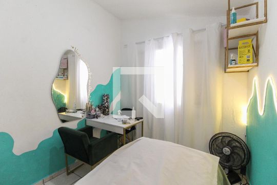 Quarto 2 de casa à venda com 3 quartos, 162m² em Conjunto Residencial José Bonifácio, São Paulo