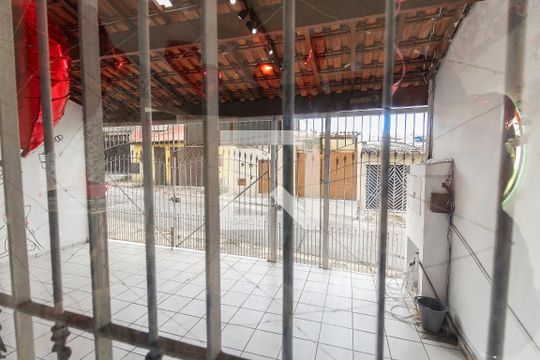 Vista/Sala de casa para alugar com 3 quartos, 162m² em Conjunto Residencial José Bonifácio, São Paulo