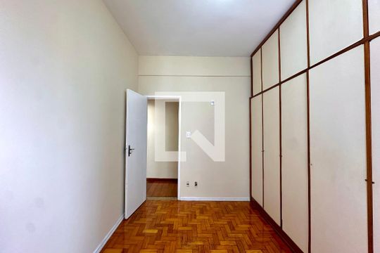 Quarto 1 de apartamento para alugar com 2 quartos, 70m² em Centro, Rio de Janeiro