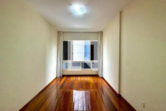Sala de apartamento para alugar com 2 quartos, 70m² em Centro, Rio de Janeiro
