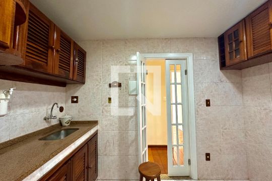 Cozinha de apartamento para alugar com 2 quartos, 70m² em Centro, Rio de Janeiro