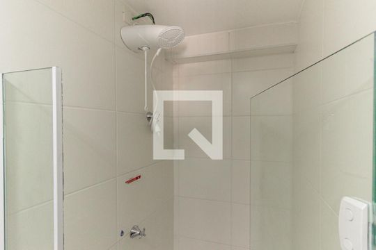 Banheiro de kitnet/studio para alugar com 1 quarto, 24m² em Consolação, São Paulo