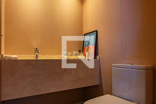 Lavabo de apartamento à venda com 2 quartos, 137m² em Jardim Paulista, São Paulo