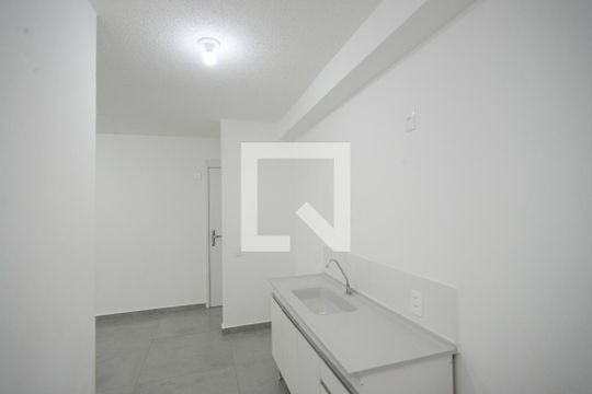 Cozinha  de apartamento para alugar com 2 quartos, 54m² em Liberdade, São Paulo