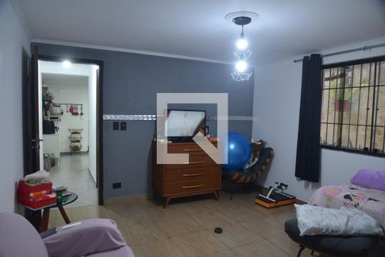 Quarto 1 de casa à venda com 5 quartos, 340m² em Vila Camilópolis, Santo André
