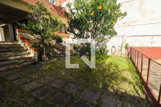 Quintal de casa para alugar com 5 quartos, 230m² em Tristeza, Porto Alegre