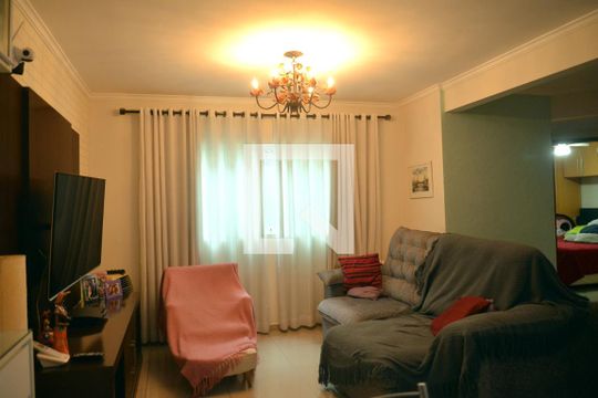Sala de apartamento para alugar com 2 quartos, 69m² em Vila Alzira, Santo André
