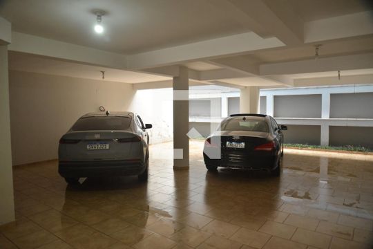 Garagem de apartamento para alugar com 2 quartos, 69m² em Vila Alzira, Santo André