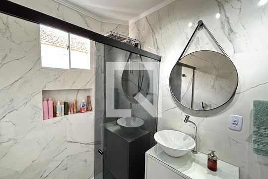 Banheiro de apartamento à venda com 2 quartos, 60m² em Engenho de Dentro, Rio de Janeiro