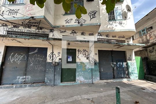 Fachada + plaquinha de apartamento à venda com 2 quartos, 60m² em Engenho de Dentro, Rio de Janeiro