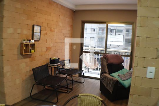Sala de apartamento para alugar com 1 quarto, 70m² em Alphaville Industrial, Barueri