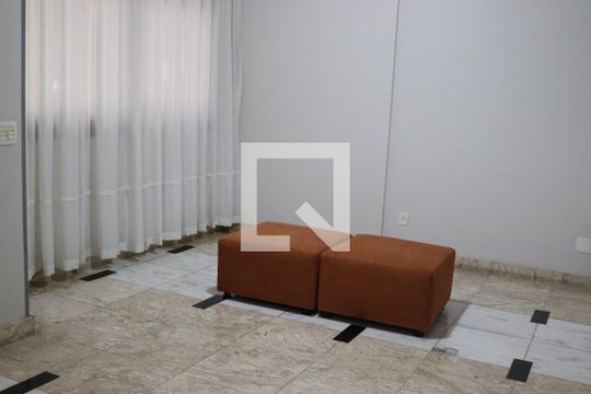 Hall de entrada de apartamento à venda com 1 quarto, 70m² em Alphaville Industrial, Barueri