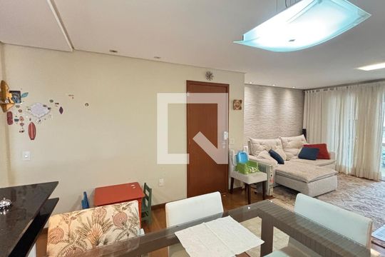 Sala  de apartamento à venda com 2 quartos, 100m² em Jardim, Santo André