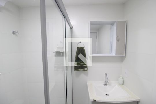 Banheiro de apartamento para alugar com 2 quartos, 43m² em Tucuruvi, São Paulo