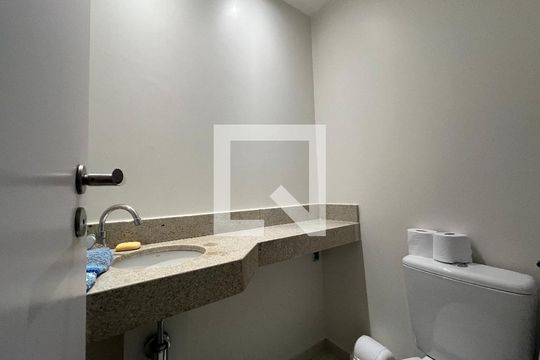 Lavabo de apartamento para alugar com 3 quartos, 97m² em Chácara Inglesa, São Paulo