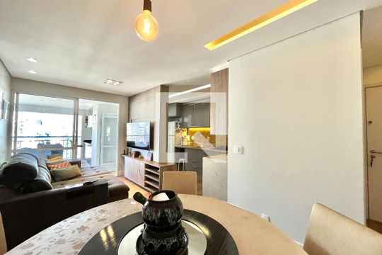 Sala de apartamento para alugar com 3 quartos, 97m² em Chácara Inglesa, São Paulo