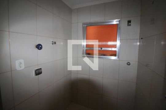 Banheiro  de casa à venda com 3 quartos, 235m² em Veloso, Osasco