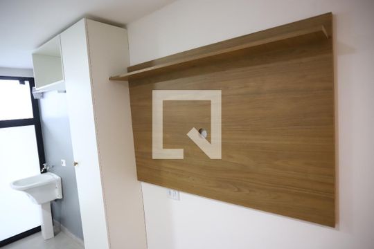 Sala/Cozinha de kitnet/studio para alugar com 1 quarto, 23m² em Jardim Marcato, Suzano