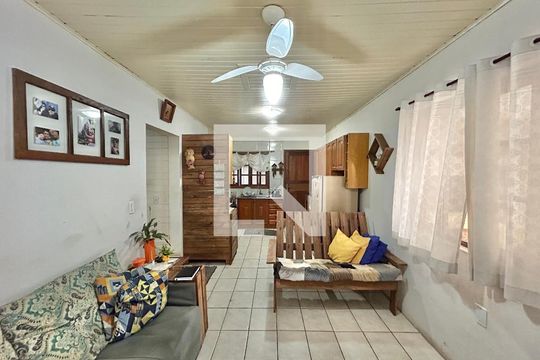 Sala de casa à venda com 3 quartos, 490m² em Mauá, Novo Hamburgo