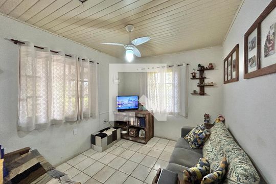 Sala de casa à venda com 3 quartos, 490m² em Mauá, Novo Hamburgo