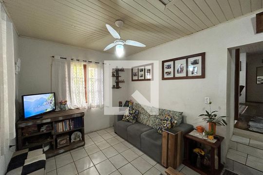 Sala de casa à venda com 3 quartos, 490m² em Mauá, Novo Hamburgo