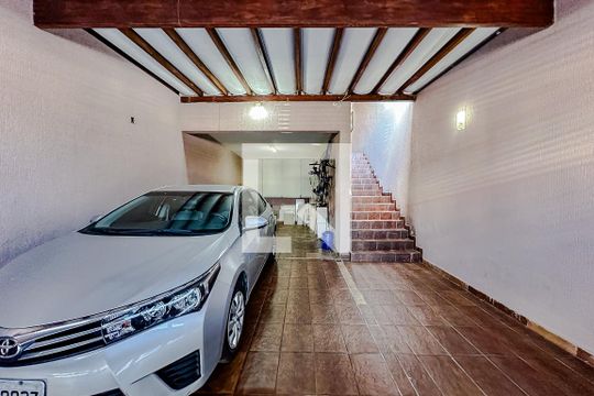 Garagem de casa à venda com 5 quartos, 187m² em Vila Libanesa, São Paulo