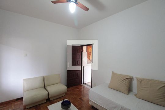Studio de kitnet/studio para alugar com 1 quarto, 45m² em Nova Cachoeirinha, Belo Horizonte