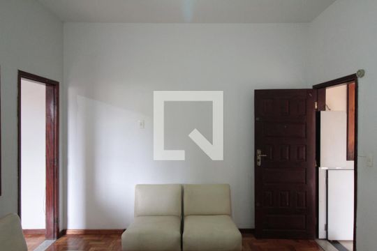 Studio de kitnet/studio para alugar com 1 quarto, 45m² em Nova Cachoeirinha, Belo Horizonte