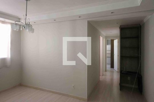 Corredor de apartamento para alugar com 2 quartos, 44m² em Jardim Santa Teresinha, São Paulo