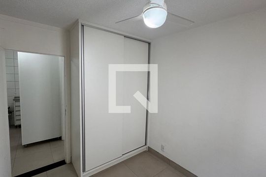 Quarto 1 de apartamento à venda com 2 quartos, 44m² em Jardim do Lago Continuacao, Campinas