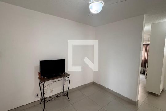 Sala de apartamento à venda com 2 quartos, 44m² em Jardim do Lago Continuacao, Campinas