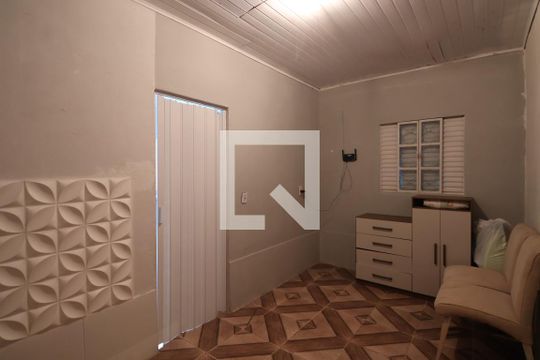 Quarto de kitnet/studio para alugar com 1 quarto, 25m² em Mathias Velho, Canoas