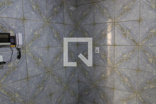 Cozinha e Área de Serviço de apartamento para alugar com 2 quartos, 60m² em Setor Bueno, Goiânia