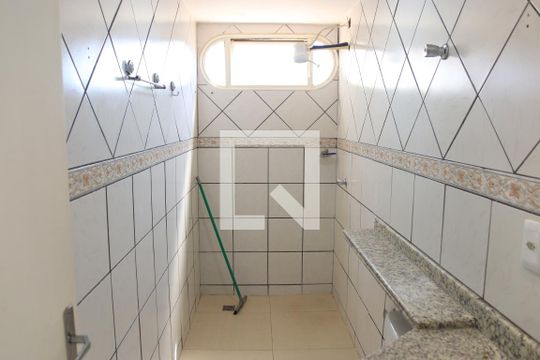 Banheiro de apartamento para alugar com 2 quartos, 60m² em Setor Bueno, Goiânia