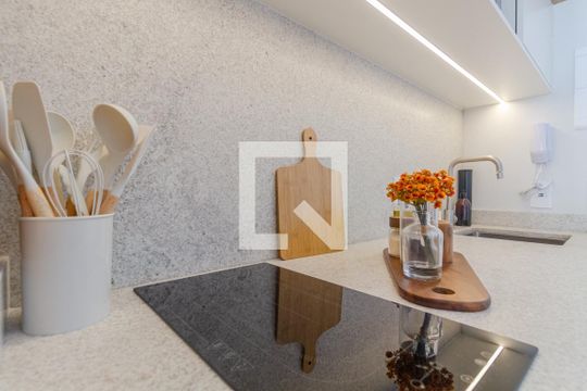 Studio de kitnet/studio para alugar com 1 quarto, 24m² em Pinheiros, São Paulo