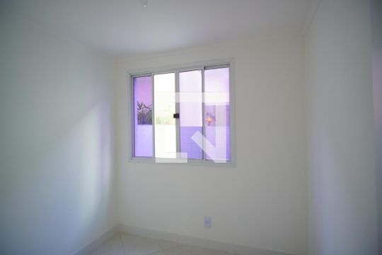 Quarto 1 de casa de condomínio à venda com 3 quartos, 84m² em Humaitá, Porto Alegre