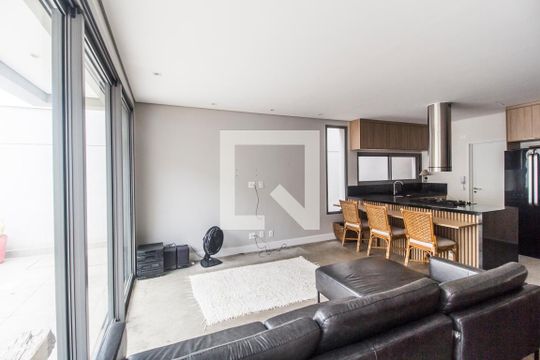 Sala de TV de apartamento à venda com 3 quartos, 200m² em Tamboré, Santana de Parnaíba