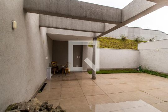 Vista da Sala de apartamento à venda com 3 quartos, 200m² em Tamboré, Santana de Parnaíba